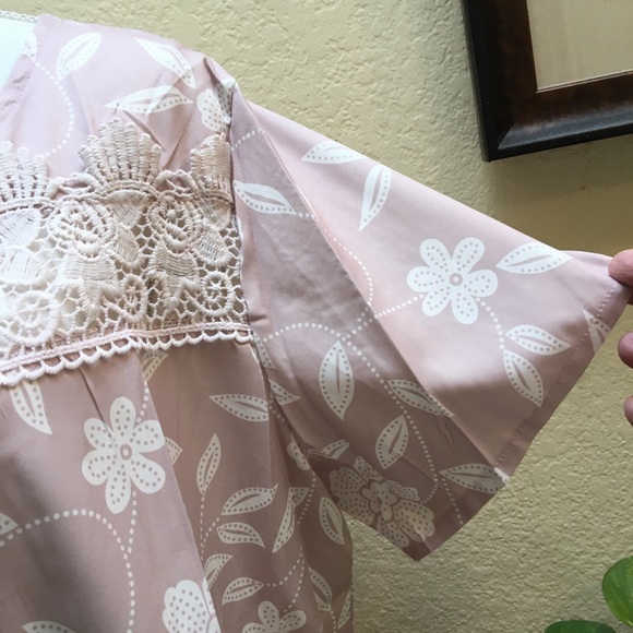 Pretty pink top - Picture 6 of 6